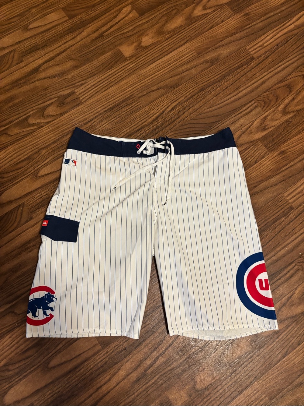 MLB Chicago Cubs Pinstripe Swim Trunks in White and Navy QuikSilver 36 Waist